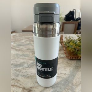 White Stanley 30 oz Go bottle